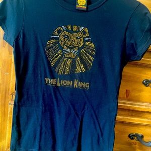 Black cotton short sleeve t-shirt. The Lion King beads design. Small.